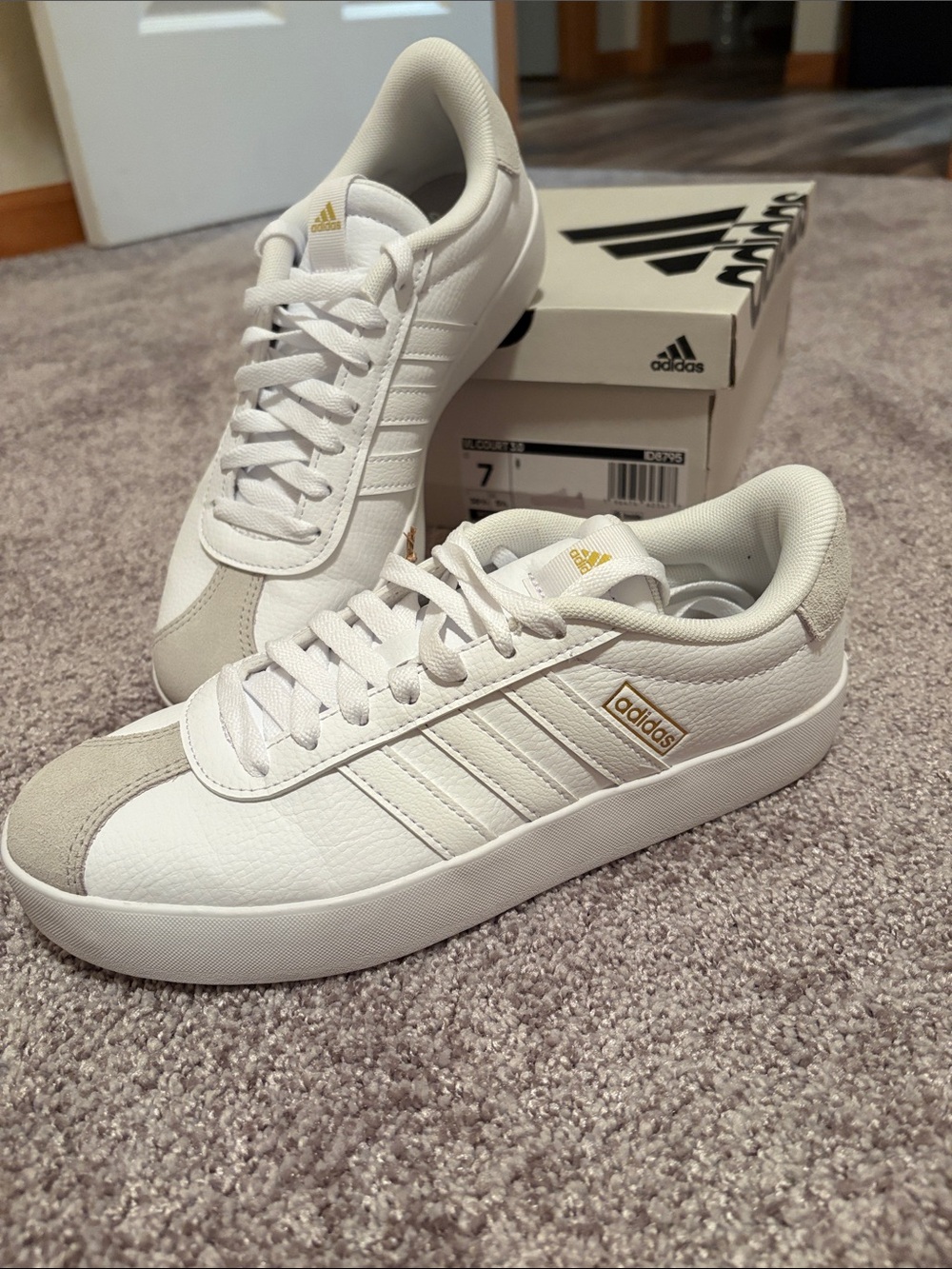 VL Coirt 3.0 adidas White and Light Gray Women's Low-Top Sneakers with Gold Logo